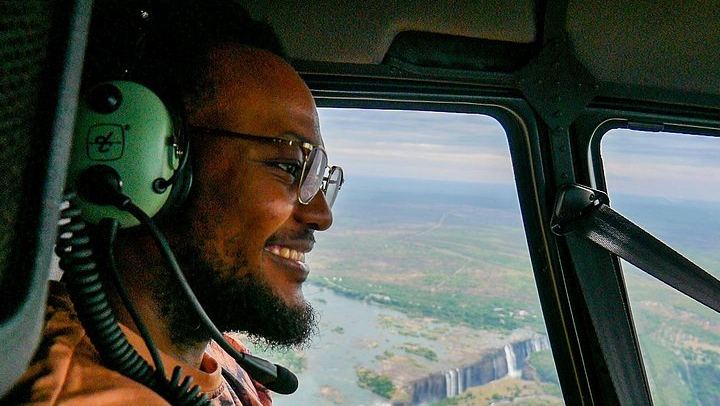 Kazungula Airstrip Helicopter Flight over Victoria Falls, Batoka Gorge and Zambezi Park (3/12)