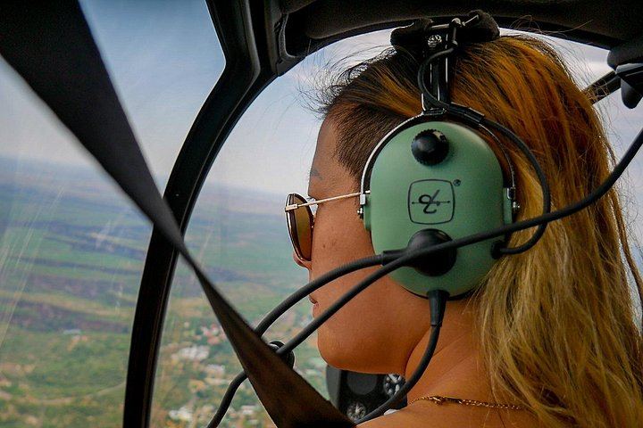 Kazungula Airstrip Helicopter Flight over Victoria Falls, Batoka Gorge and Zambezi Park (2/12)