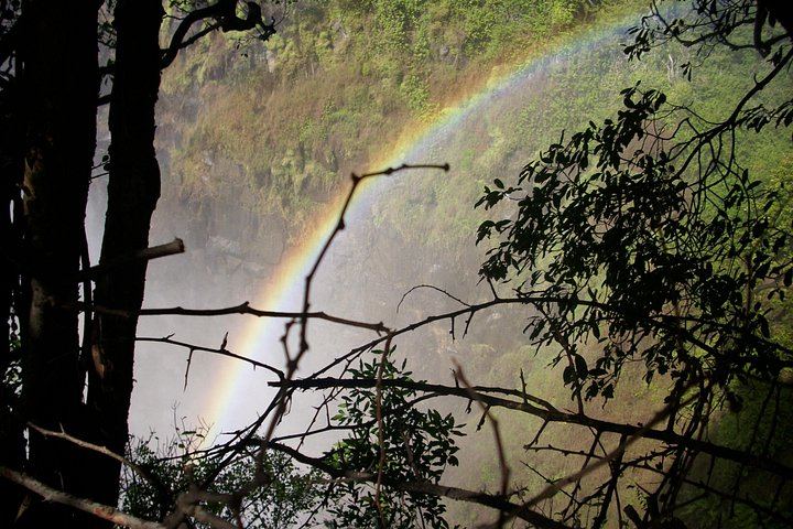 Victoria Falls 3-Day Stay With Round-Trip Transfers and Zambezi Sunset Cruise (6/9)