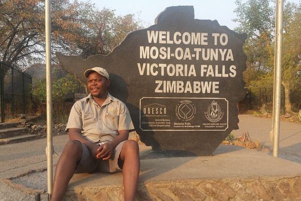 Victoria Falls 3-Day Stay With Round-Trip Transfers and Zambezi Sunset Cruise