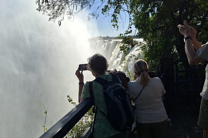 Half-Day Victoria Falls Tour from Livingstone with Hotel Pickup and Choice of Departure (11/12)