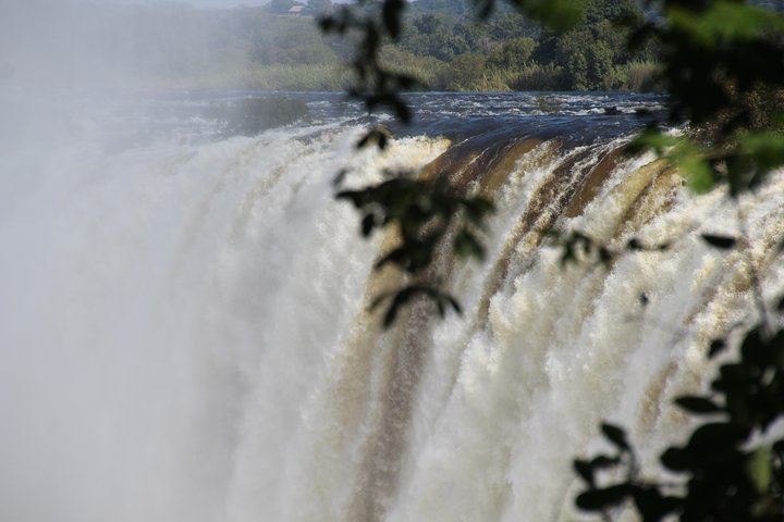 One-Hour Victoria Falls Tour from Livingstone with Boiling Pot and Knife Edge Bridge (1/6)