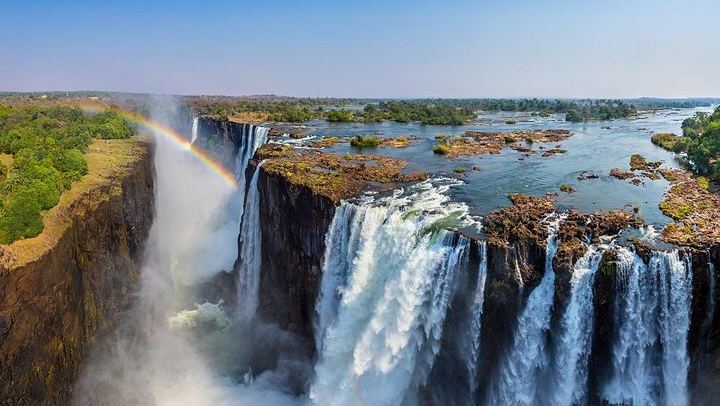 Victoria Falls Guided Tour by Arnolubi Safaris, Zambian and Zimbabwean Sides (2/12)