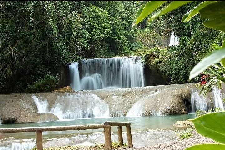 Private Six-Hour YS Falls Visit from Montego Bay with Hotel or Cruise Port Pickup (5/9)