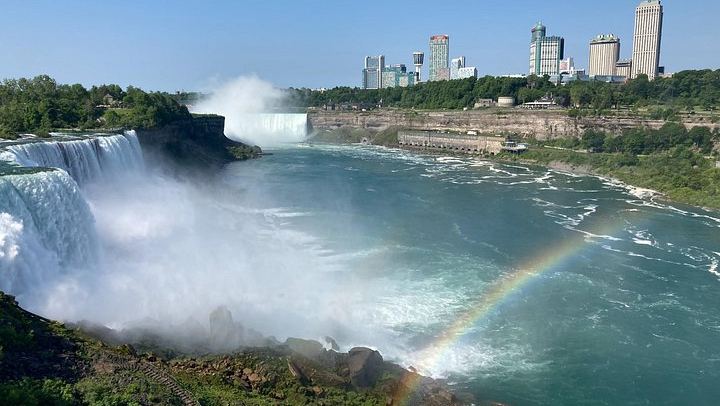 Niagara USA Two-Hour Guided Walk from Hard Rock Cafe with Electric Maid of the Mist (4/12)
