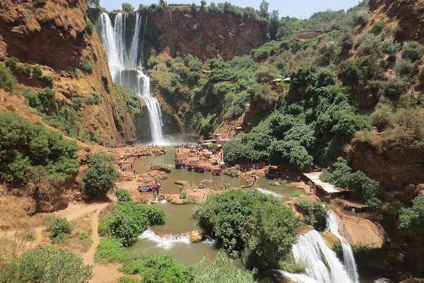 Ouzoud Waterfall and Middle Atlas Full-Day Tour with Guided Village Hike