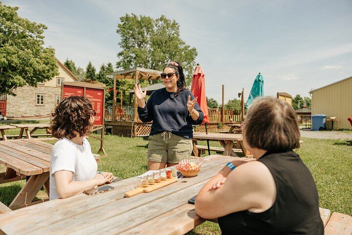 VIP Île d'Orléans Food Tour with Lunch, Local Producers and Montmorency Falls Stop (1/12)