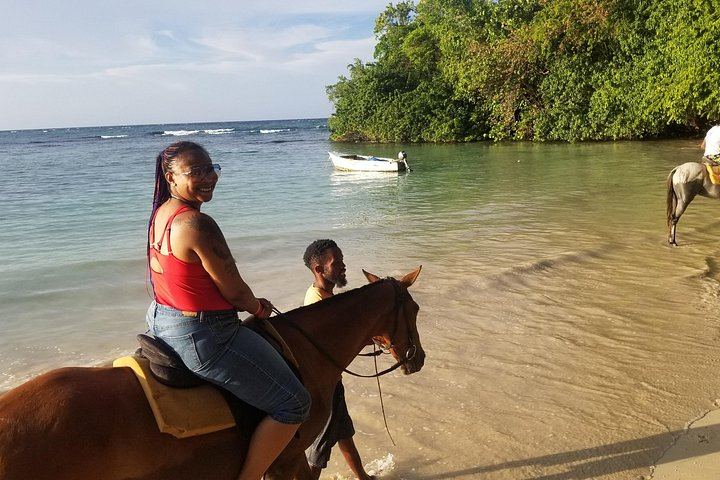 VIP Private Dunn's River Falls Tour with Round-Trip Transport, Ocho Rios (7/12)