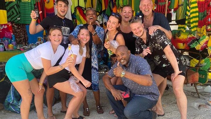 Private Dunn's River Falls Climb with Ocho Rios Sightseeing and Shopping (1/12)