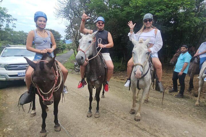 Private Transport Volcano and Waterfall Combo with Sauna, Mud Bath and Hanging Bridges (8/12)