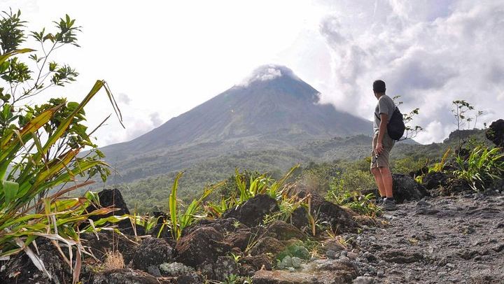 Full-Day La Fortuna Waterfall, Arenal Lava Fields and Relax Termalitas Hot Springs (4/8)