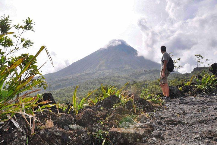 Full-Day La Fortuna Waterfall, Arenal Lava Fields and Relax Termalitas Hot Springs (4/8)