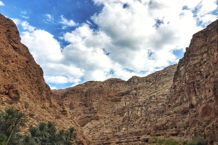 Wadi Shab and Bimmah Sinkhole Group Day Trip from Muscat with Lunch (3/12)