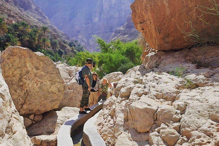 Wadi Shab Expedition from Muscat with Local Lunch, Guiding in Six Languages, Up to 12 (4/12)