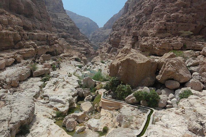 Wadi Shab Expedition from Muscat with Local Lunch, Guiding in Six Languages, Up to 12 (7/12)