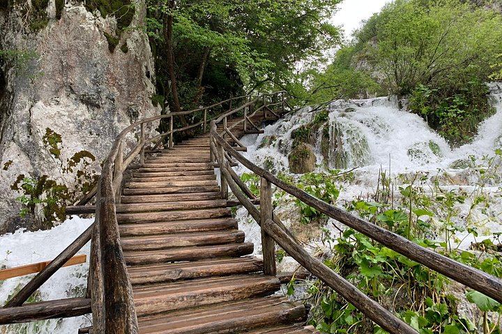 Private Plitvice Lakes Day Trip from Zagreb with Rastoke Coffee Stop (9/12)