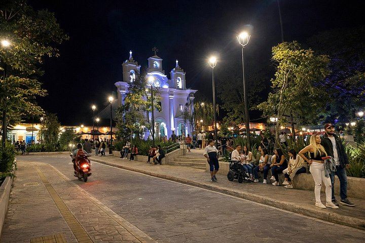 Half-Day El Retiro and Tequendamita Falls Private Pickup Tour from Medellin (4/11)
