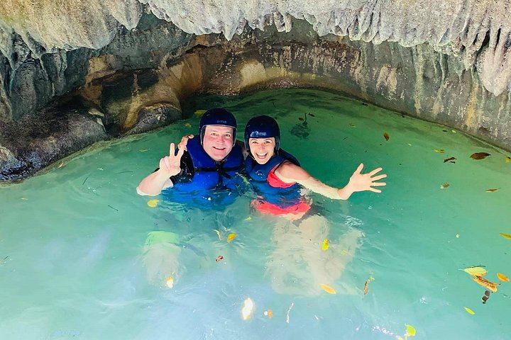 Damajagua 7 Waterfalls with Ramón's Tours, Private A/C Pickup from Amber Cove or Hotel (11/12)