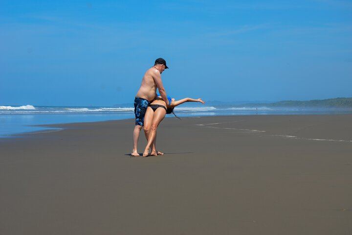 All-Inclusive Pacific Coast Waterfall Day with Local Guide, Secluded Beach and Casado (6/12)