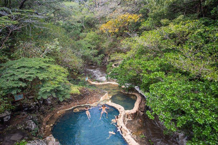 Half-Day La Victoria Waterfall Canyoning with Hot Springs and Buffet Lunch (3/8)