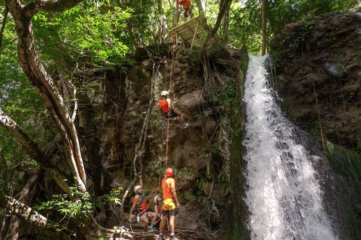 Half-Day La Victoria Waterfall Canyoning with Hot Springs and Buffet Lunch (6/8)