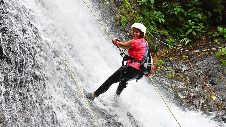 Vista Los Suenos Waterfall Canyoning near Jaco: Rappels, River Beds and Pools (3/9)