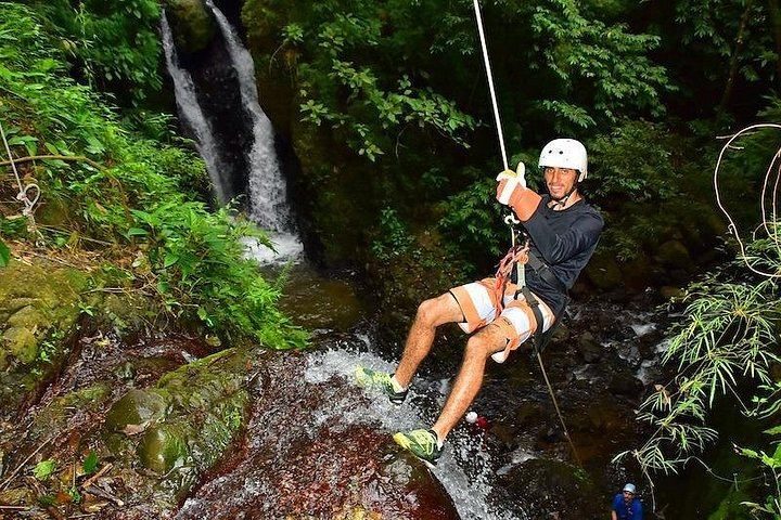 Vista Los Suenos Waterfall Canyoning near Jaco: Rappels, River Beds and Pools (7/9)