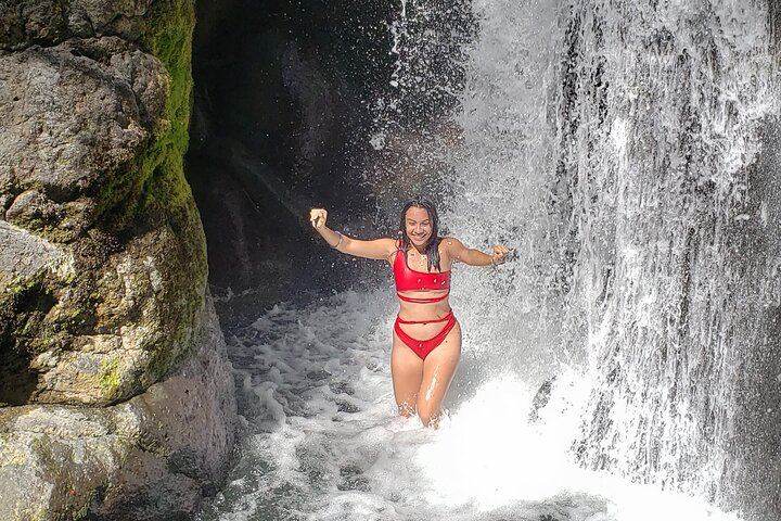 Playa Ventanas Beach Caves, Uvita Waterfalls and Portalon: Natural Slide, Cliff Jumps (8/9)