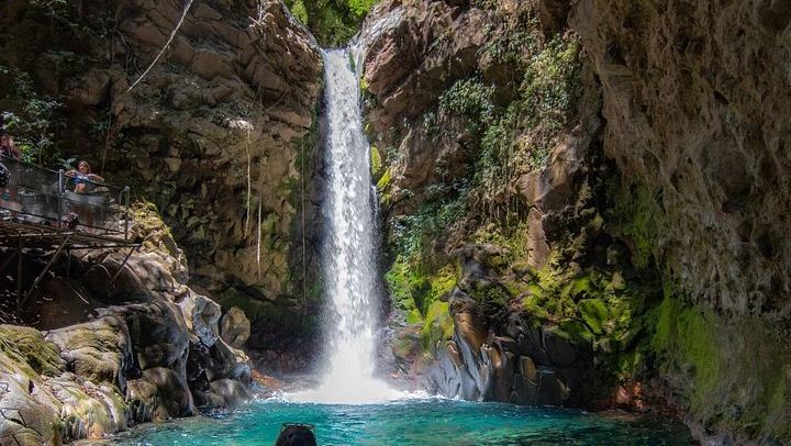 Small Group Rincon de la Vieja Hike with Oropendola Waterfall and Hot Springs Lunch (1/4)