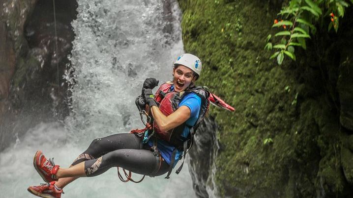 Amigos del Rio ADR Waterfall Park: Canyoning and 7 Zip Lines near Quepos (1/10)