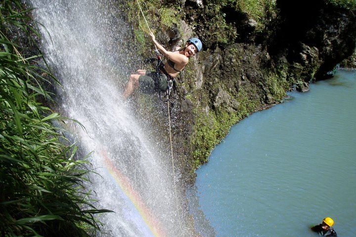 Rappel Maui: Waterfall and Cliff Rappelling in a Private Valley on the Road to Hana (1/5)
