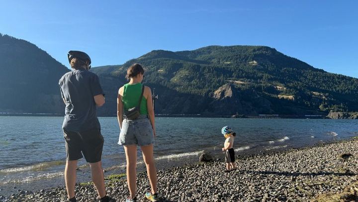 Self-Guided E-Bike Ride to Hole-in-the-Wall and Cabin Creek Falls, Cascade Locks (3/7)
