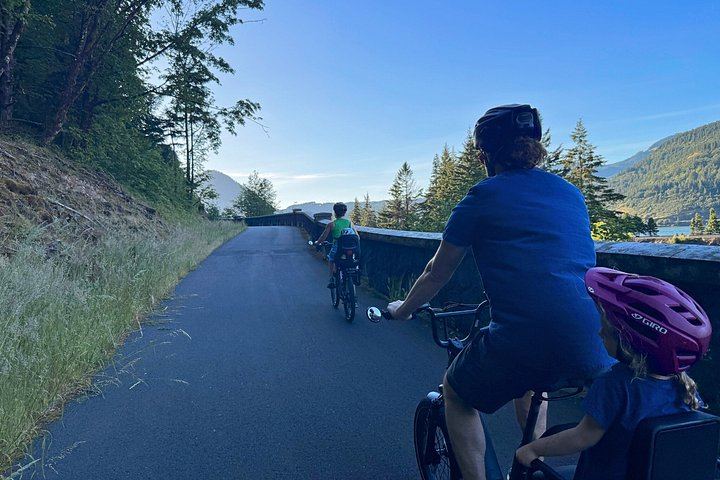 Self-Guided E-Bike Ride to Hole-in-the-Wall and Cabin Creek Falls, Cascade Locks (4/7)