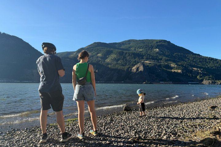 Self-Guided E-Bike Ride to Hole-in-the-Wall and Cabin Creek Falls, Cascade Locks (3/7)