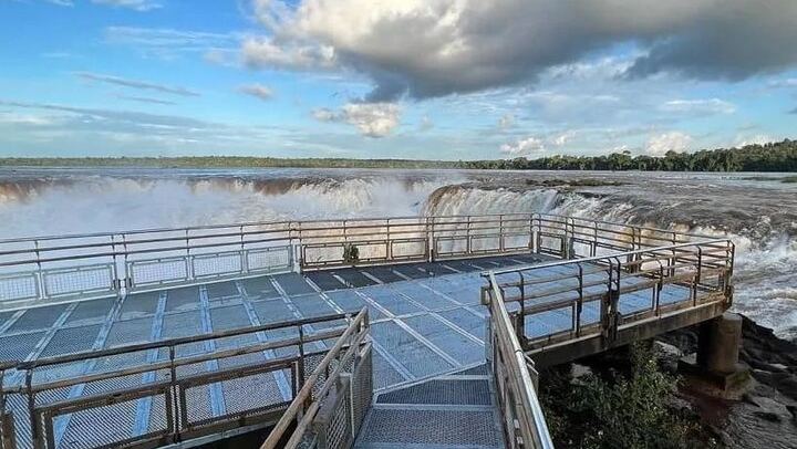 Iguazu Falls Argentine Side with Border Formalities Handled and Ecological Train (3/12)