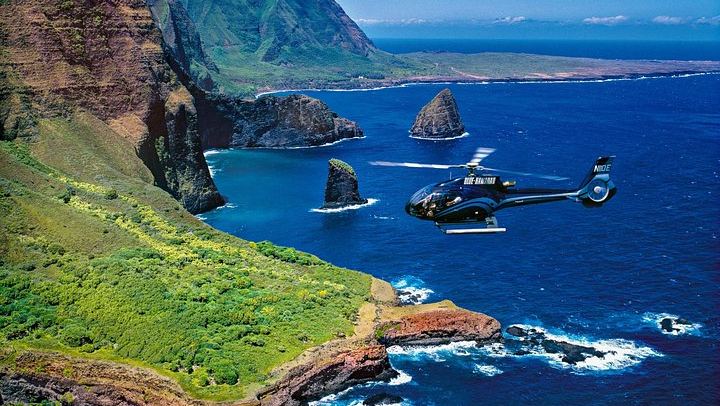 Blue Hawaiian Helicopter Flight: West Maui Waterfalls, 'Iao Valley and Molokai Sea Cliffs (3/10)