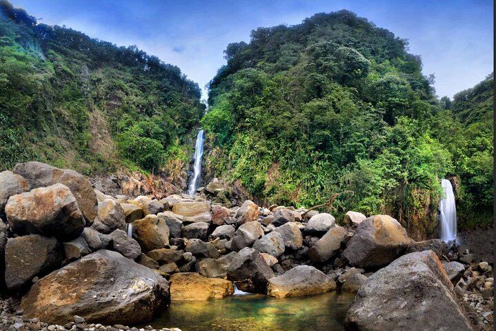 Small-Group Dominica Waterfall Day for 2-5 Couples: Ti Tou Gorge, Champagne Reef (2/12)