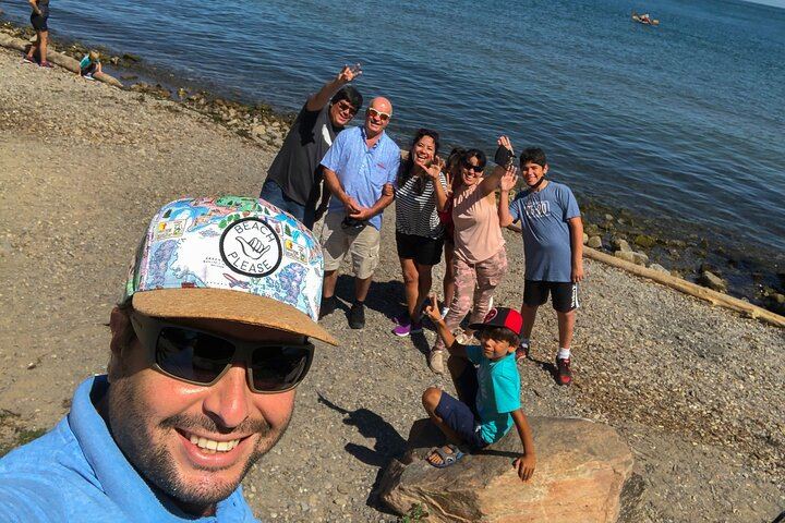 Niagara Falls and Niagara-on-the-Lake Guided Day Tour from Toronto with Boat Ride (7/12)