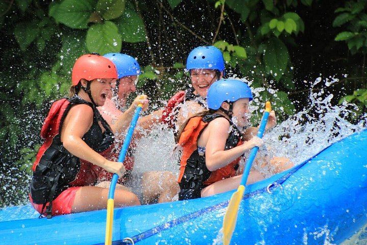 Savegre River Whitewater Rafting, Class II-III, with Waterfall Stop near Manuel Antonio (1/5)