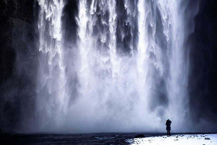 Winter South Coast Day Tour with Gljufrabui, Reynisfjara and Glacier Touch (4/8)