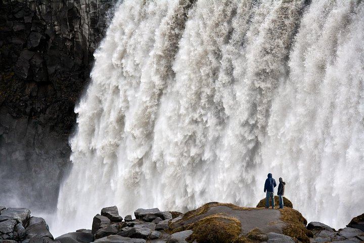 7-Hour Small Group from Akureyri Port: Godafoss, Hverfjall Crater Hike and Dettifoss (4/5)