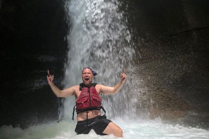 Dominica Day Tour: Freshwater Lake, Ti Tou Gorge, Trafalgar Falls, Hot Springs (9/12)