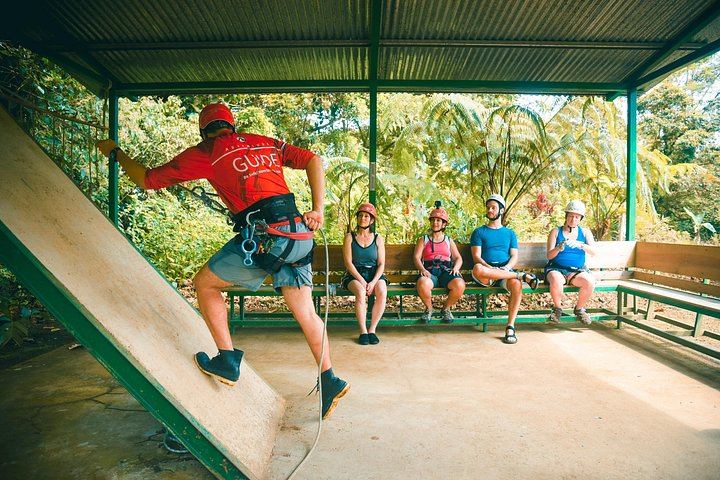 Lost Canyon Waterfall Rappelling from La Fortuna with Buffet Lunch and Pickup (10/12)