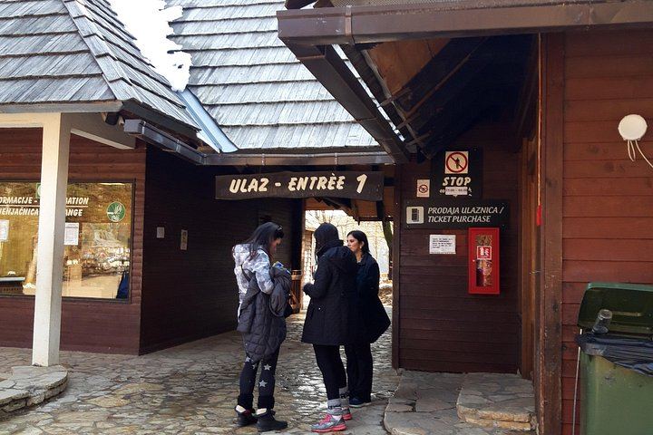 Plitvice Lakes from Zadar with Pre-Booked Gate 1 Tickets, Boat, Train and Free Time (5/12)