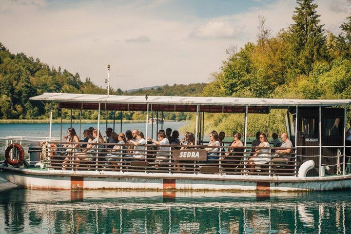 Plitvice Lakes and Rastoke Day Trip from Zagreb by Bus or Small Group, Ticket Included (1/12)