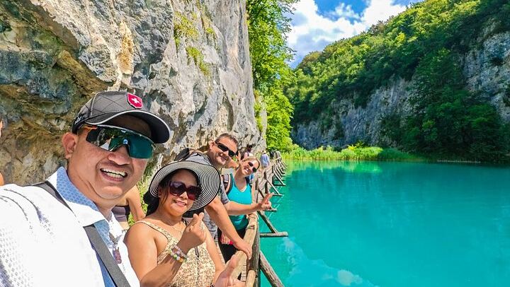 Plitvice Lakes and Rastoke Van Day Tour from Zagreb with Boat and Train Rides (3/12)