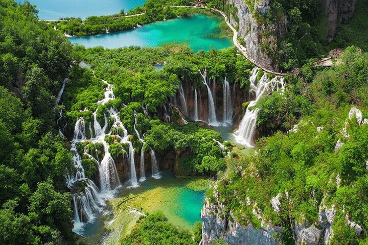 Plitvice Lakes and Rastoke Van Day Tour from Zagreb with Boat and Train Rides (4/12)