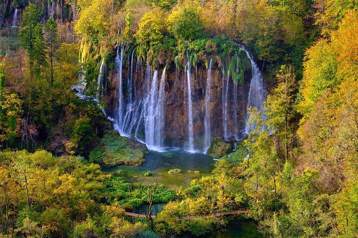 Private Transfer from Split to Zagreb via Plitvice Lakes with Park Stop (1/5)