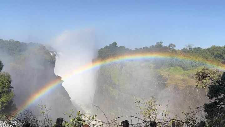 Victoria Falls Guided Day Tour of Zimbabwe and Zambia Sides with Market Stop (4/12)