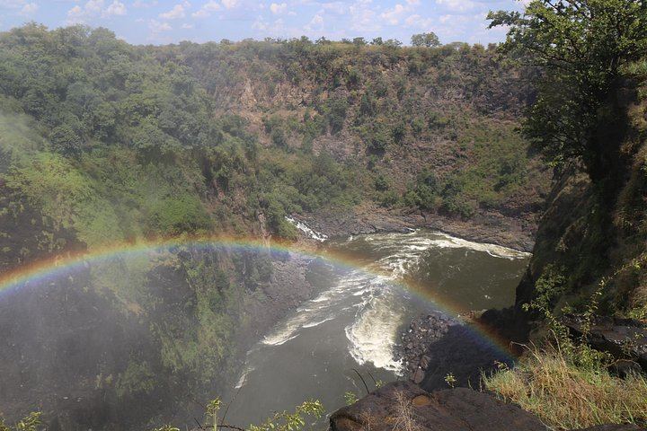 Half-Day Private Victoria Falls Tour Through Zimbabwe and Zambia with Guide (6/8)